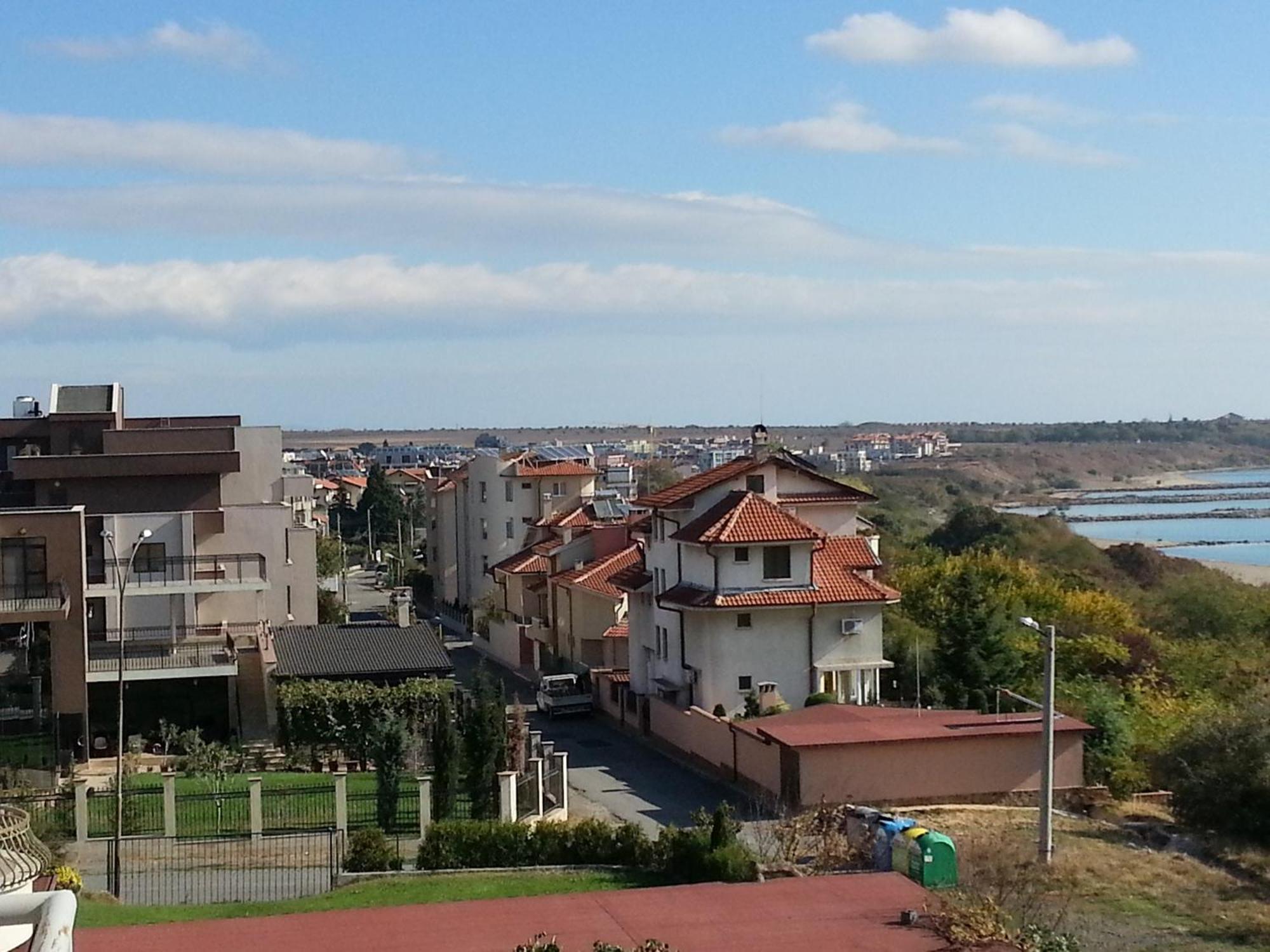 Hotel Briz Burgas Stad Buitenkant foto